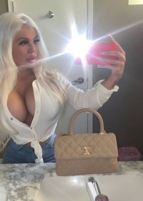 Проститутка Анюта?