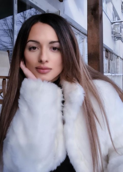 Катя